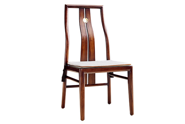 新中式家具分享頂吸、側(cè)吸、集成灶的特點，哪種油煙機好？